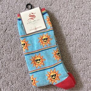 🌈 NWT SockSmith rainbow sunnies socks, Women's Sock 9-11.